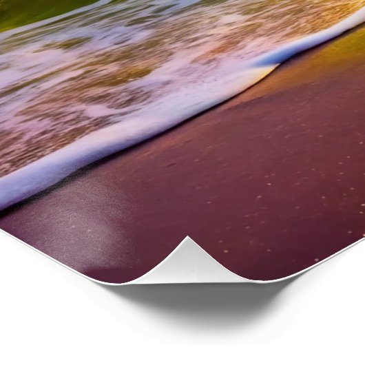 Strand mit Gelb und Rosa Ozeanwellen Lebhaft Poster (Ecke)