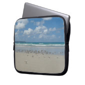 Strand mit Seaguls Laptopschutzhülle (Vorderseite Links)
