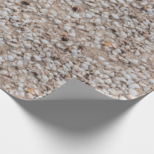 Strand Sand mit kleinen Muscheln wiederholt Muster Geschenkpapier (Ecke)