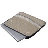 Strand Sand und Meeresschaum Laptopschutzhülle (Vorne Knopf)
