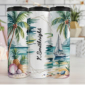 Strand Szene mit Sailboat und Palms Thermosbecher