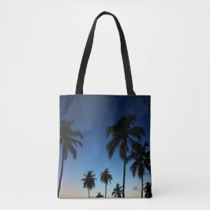 Strand und ein Küstendorf  Praia tun Stärke Tasche