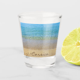 Strand und Meer von Korsika Schnapsglas