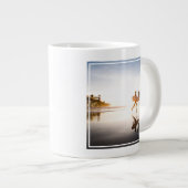 Strand von Oceanside Jumbo-Tasse (Vorderseite Rechts)