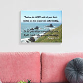 Strandbild mit Schrift aus den Sprichwörtern 3:5-6 Leinwanddruck (Insitu (Wohnzimmer))