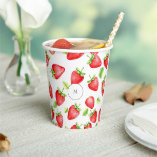 Strandfarbene Erdbeeren im Sommer mit Monogramm Pappbecher