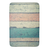 Strandhaus aus gestrichenem Holz am Ozean gestreif Badematte (Vorderseite Vertikal)