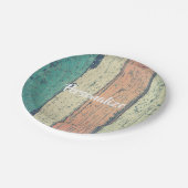 Strandhaus aus gestrichenem Holz am Ozean gestreif Pappteller (Schrägansicht)