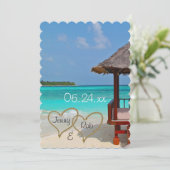 Strandherzen Hochzeitsbräuner Einladung (Stehend Vorderseite)