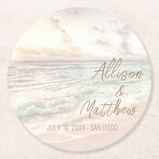 Strandhochzeit bei Sonnenuntergang Runder Pappuntersetzer (Vorderseite)