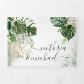 Strandhochzeit mit tropischen Blätter Dreifach Gefaltete Einladung (Cover)