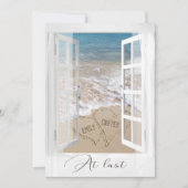 Strandhochzeiten Herz mit Namen im Fenster Einladung (Vorderseite)