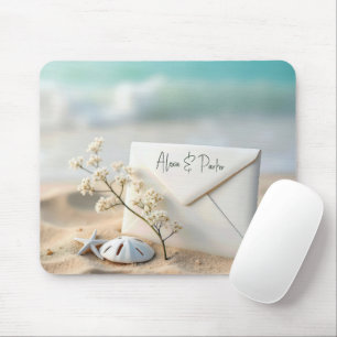 Strandhochzeitsumschlag im Sand Mousepad