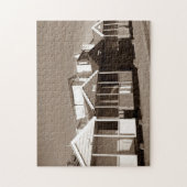 Strandhütten und blauer Himmel Englisch Meer Puzzle (Vertikal)