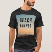 Strandläufer am Strand T-Shirt (Vorderseite)