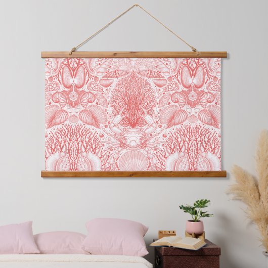 Strandschätze in Korallenrot Wandteppich Mit Holzrahmen (Schlafzimmer)