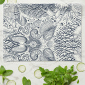 Strandschätze, Muscheln, Krabben, Korallen und Mee Geschirrtuch (Gefaltet)