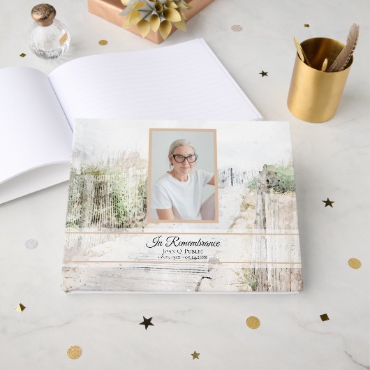 Strandspaziergang zur Feier zum Gedenken an das Le Gästebuch (Vorderseite Offen)