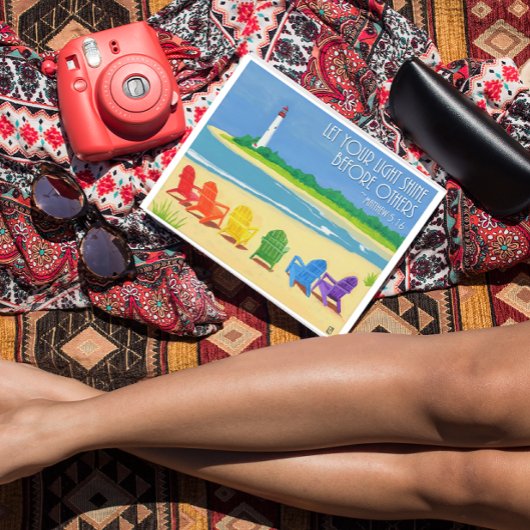 Strandstühle und Leuchtturm Inspiration Postkarte