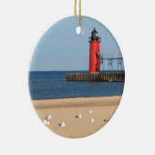 Strandszene mit Segel und Leuchtturm Keramik Ornament (Rechts)