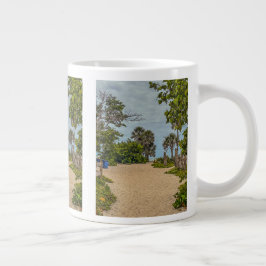 Strandtage, Bewölkt, Strand Willkommen Jumbo-Tasse