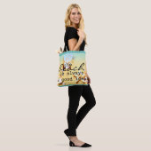 Strandtaschen Muscheln und Sand mit Text Tasche (Am Model)