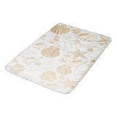Strandthema-Baddekor der Goldweißer Muscheln | Badematte (Schrägansicht)