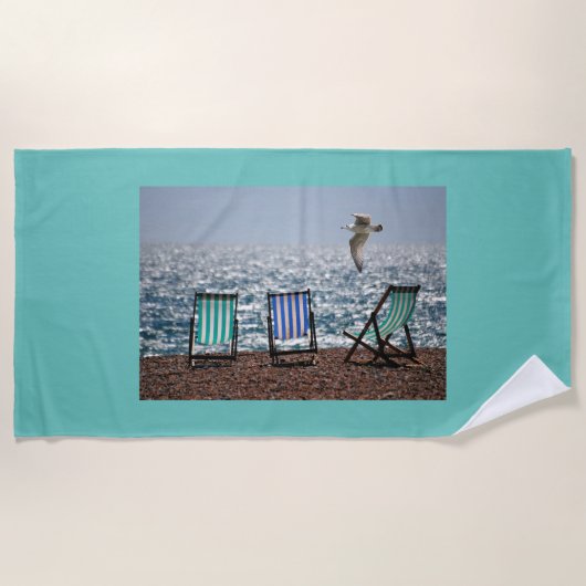 Strandtuch mit entspannender Szene des Ozeans. (Vorderseite)