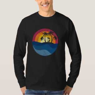 Strandurlaub Geschenk Vintage Meer Sonnenuntergang T-Shirt