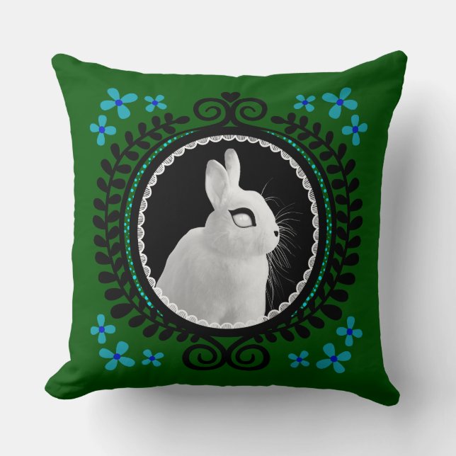 Strange White Bunny: Green, Blue, & Black  Kissen (Vorderseite)