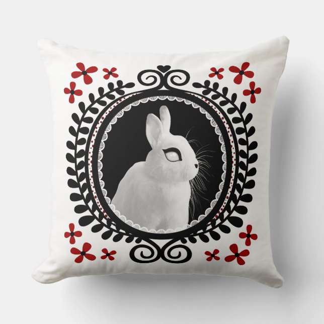 Strange White Bunny: White, Black & Red Kissen (Vorderseite)