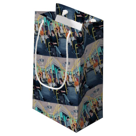 Stranger on the Bus Painting by Alfred Fox Kleine Geschenktüte (Rückseite Schrägansicht)