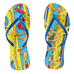 STRAPS, BUCKLES UND KETTEN-DESIGNER-COLLAGE BADESANDALEN