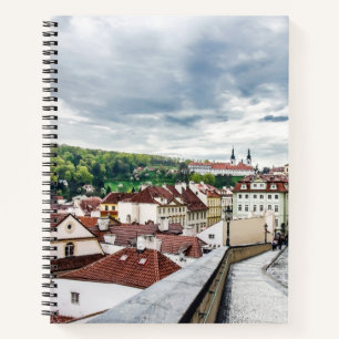 Straße im Stadtzentrum von Prag Notizblock