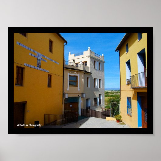 Straße in Riba-roja de Túria Poster (Vorne)