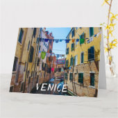 Straße in Venedig mit Wäsche waschen Kleider Itali Karte (Gelbe Blume)