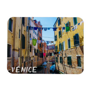 Straße in Venedig mit Wäsche waschen Kleider Itali Magnet
