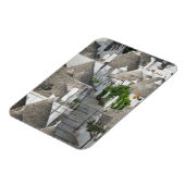 Straße mit Trulli Häusern in Alberobello, Puglia Magnet (Linke Seite)