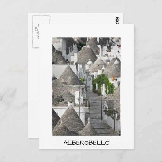 Straße mit Trulli Häusern in Alberobello, Puglia Postkarte (Vorne/Hinten)