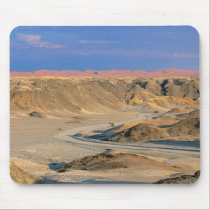 Straße nach Homeb durch die Wüste, Namib-Naukluft Mousepad