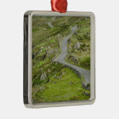 Straße zwischen Ballaghacahreen und Caherkeen. Ornament Aus Metall (Rechts)