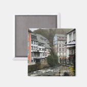 Straßen von Monschau mit Holzhäusern und Flüssen Magnet (Vorderseite/Rückseite)