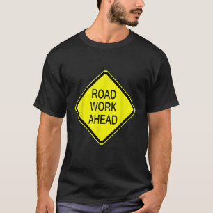 Straßenarbeit vor der Unterzeichnung einfaches Hal T-Shirt