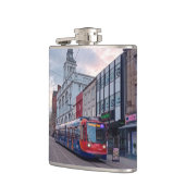 Straßenbahn in Sheffield Flachmann (Links)