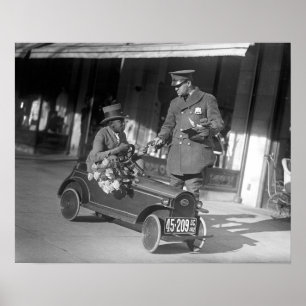 Straßenbahnhaltestelle, 1922. Vintages Foto Poster