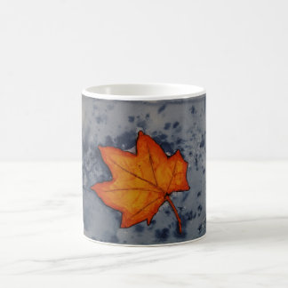 Straßenblatt Kaffeetasse