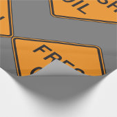 Straßenschild für frisches Öl Geschenkpapier