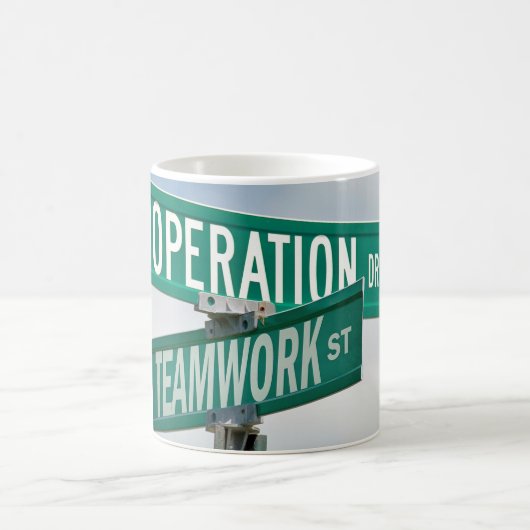 Straßenunterschrift Kaffeetasse (Mittel)