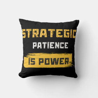 Strategische Geduld ist Macht. Philosophische Zita Kissen