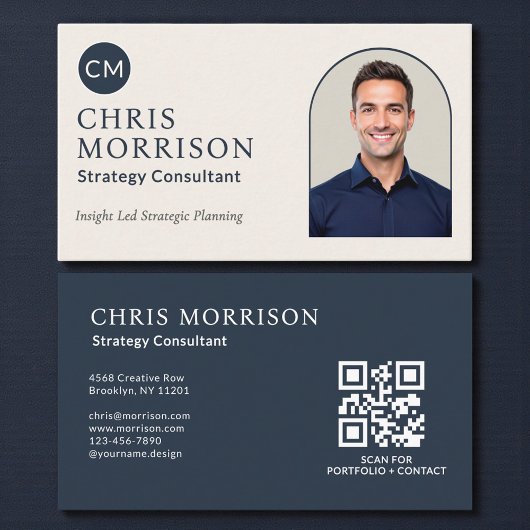 Strategy Consultant Photo QR Code Navy Blue Visitenkarte